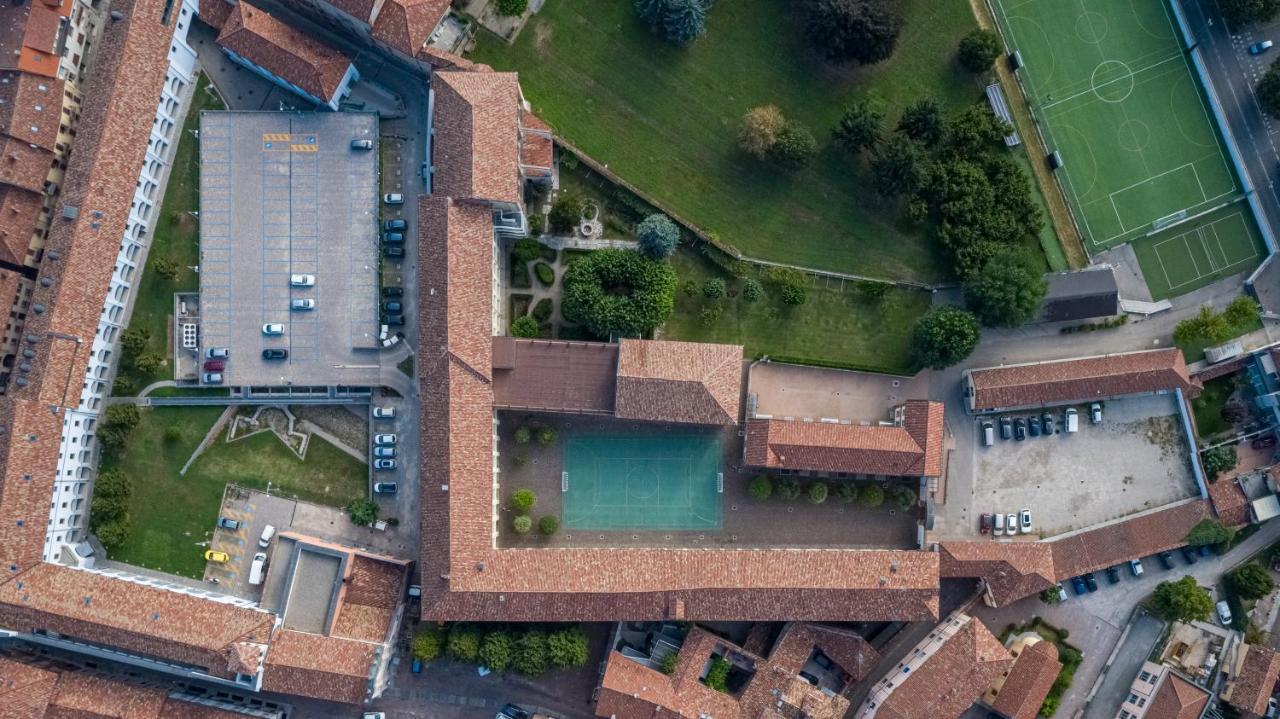 ホテル Il Seminario アルバ エクステリア 写真